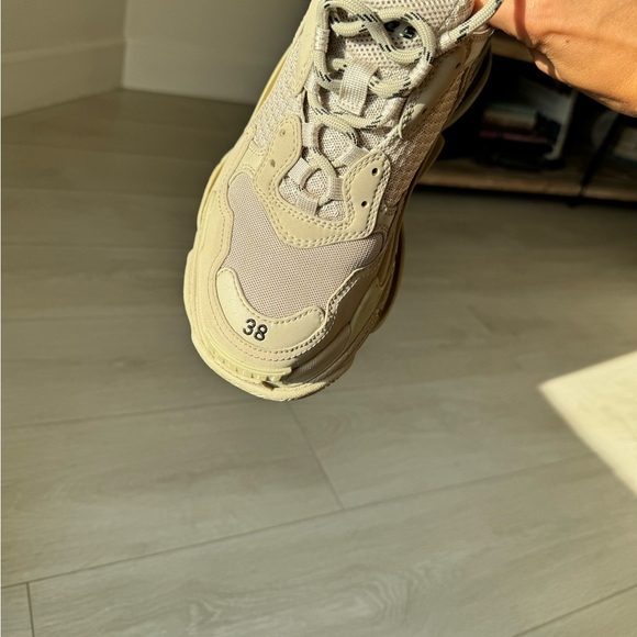 Balenciaga Triple S Sneaker - Picture 8 of 13